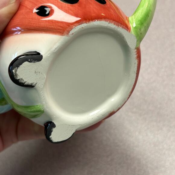 Vintage Ladybug Teapot Personal Size - Picture 10 of 11